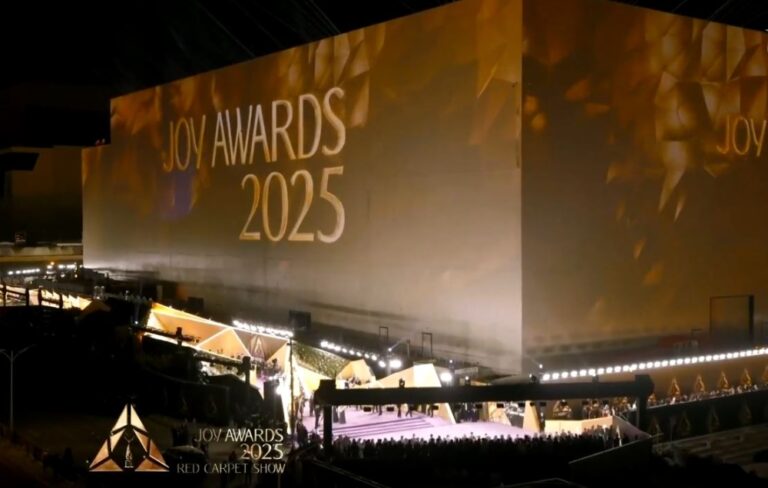 بحضور-كبار-النجوم.-انطلاق-حفل-“joy-awards-2025”-بالرياض