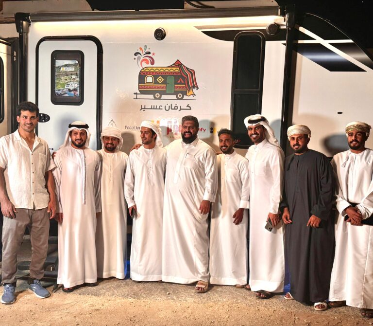 “كرفان عسير” يختتم رحلته بتجربة خليجية توثّق جمال الجنوب وكرم مجتمعه
