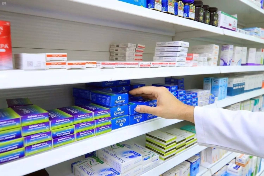 %52-من-الصيادلة-أجانب