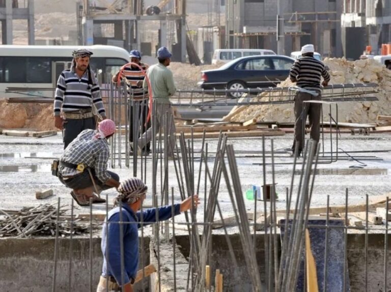 حماية-الأجور-شرطا-لتعهيد-المنشآت