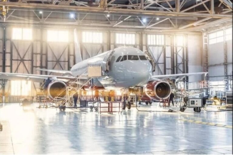 «قرية-الطائرات»-تضمن-هيمنة-السعودية-على-قطاع-الطيران-بالمنطقة