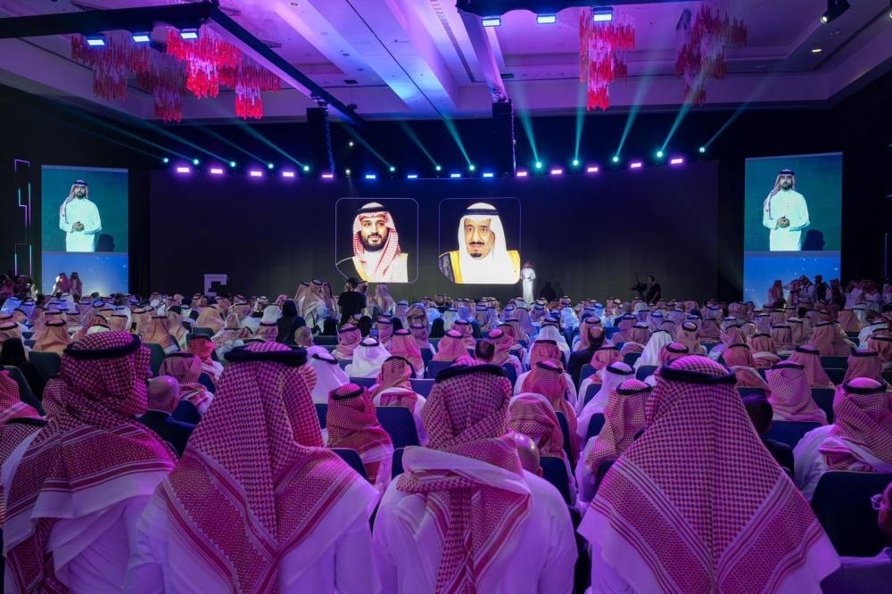 اليوسف-يُطلق-المحكمة-الذكية-في-ملتقى-الحكومة-الرقمية