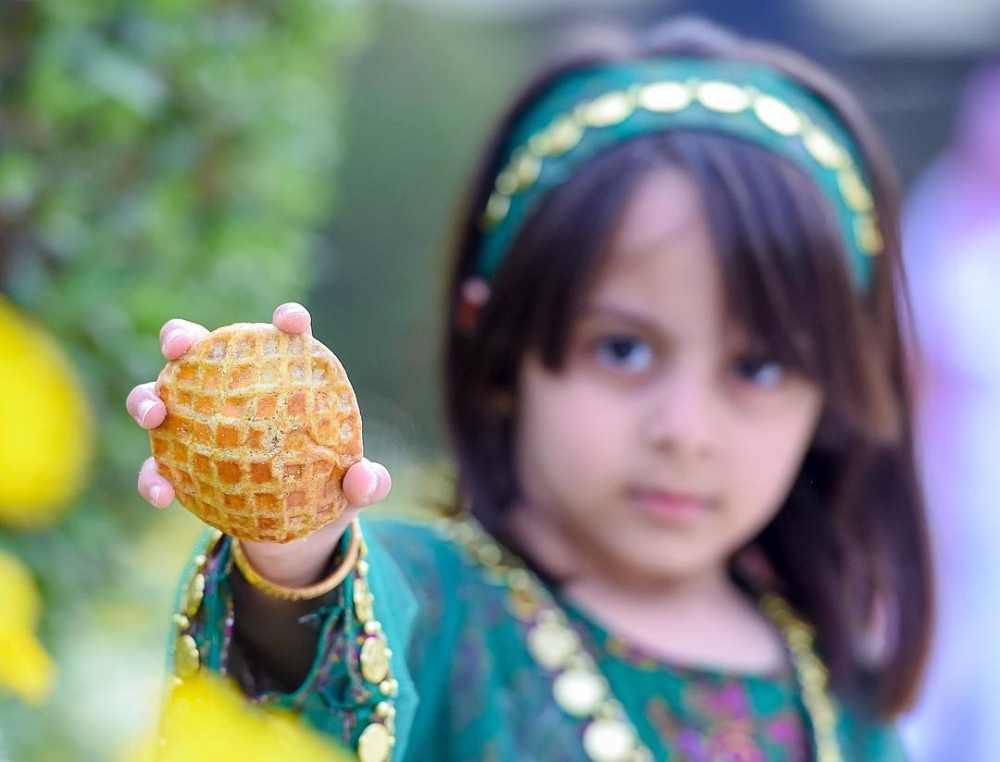 المأكولات-الشعبية.-أطعمة-الأسر-المنتجة-تجذب-المواطنين-في-القصيم