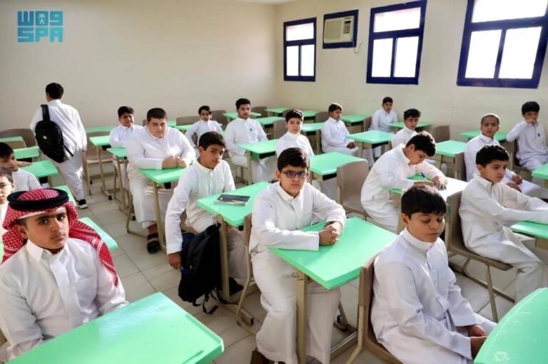 14-مبادرة-لتعزيز-التواصل-الحضاري-في-التعليم