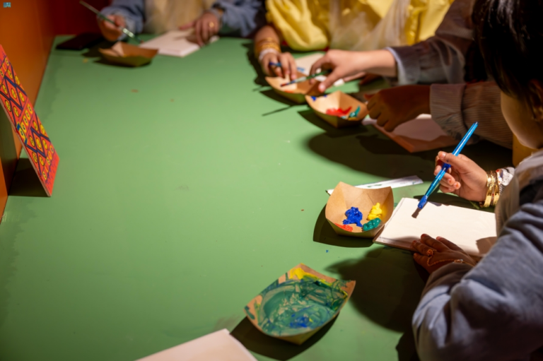 الجوف.-تجارب-تفاعلية-مميزة-في-مهرجان-أطفال-الثقافة