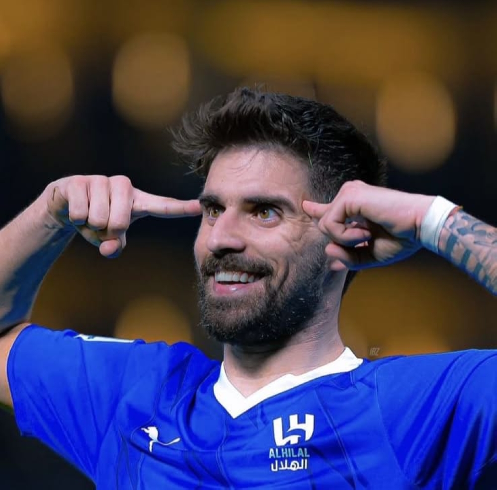 طلب-عاجل-من-وكيل-نيفيز-لـ-إدارة-الهلال-للتجديد-مع-الفريق