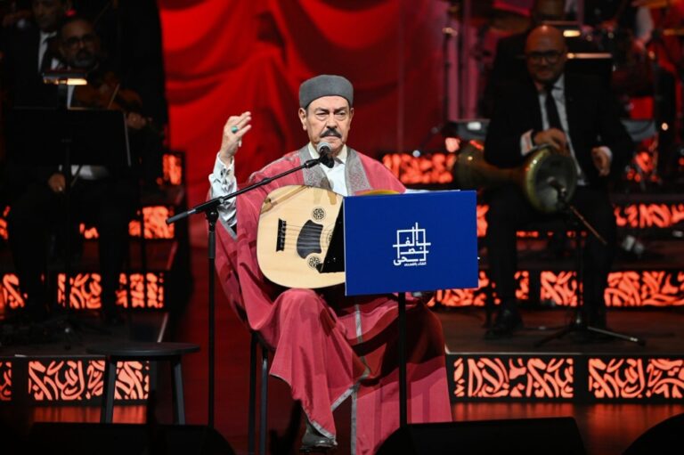 لطفي-بوشناق:-الفن-الصادق-يصل-إلى-القلب.-وعلى-الشباب-تعلم-النغم-العربي-الأصيل