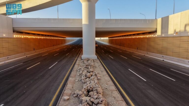 افتتاح-جزئي-لتقاطع-ديراب-مع-طريق-النفود