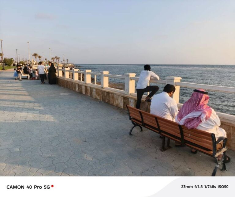 واجهة-عسير-البحرية-تجذب-الزوار-والمتنزهين