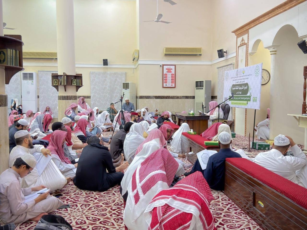 8-آلاف-مستفيد-يختتمون-الدورة-الشرعية-الـ13-بجامع-النجمي