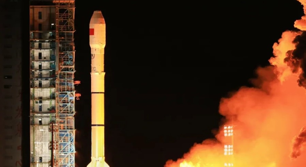 الصين-تطلق-قمرين-صناعيين-جديدين-في-مجال-تقنيات-الإنترنت