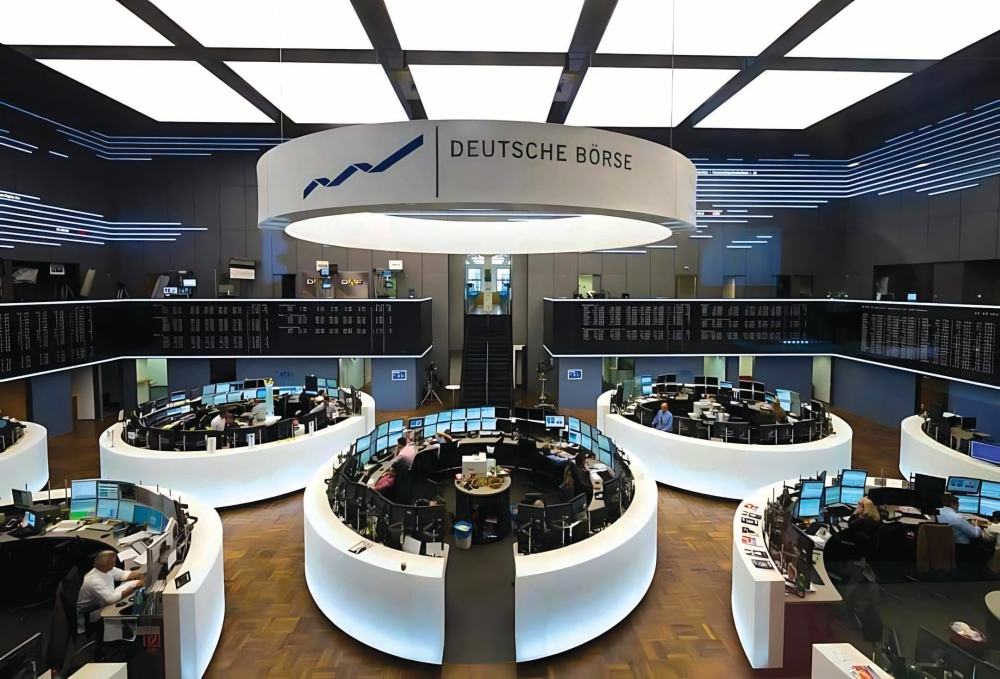 قطاع-السيارات-الأفضل.-الأسهم-الأوروبية-تنهي-الأسبوع-بمكاسب-متواضعة