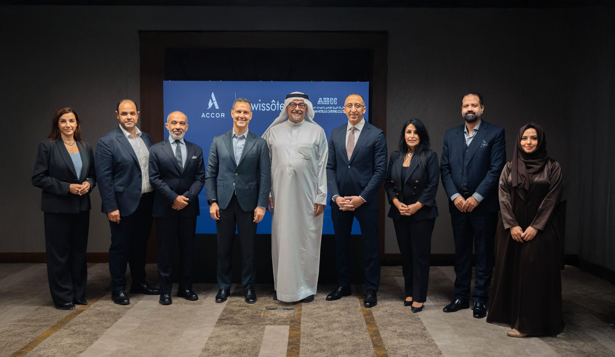"أكور" والشركة العربية للفنادق والتعهدات توقعان شراكة استراتيجية لإطلاق سويس أوتيل جدة الحمراء