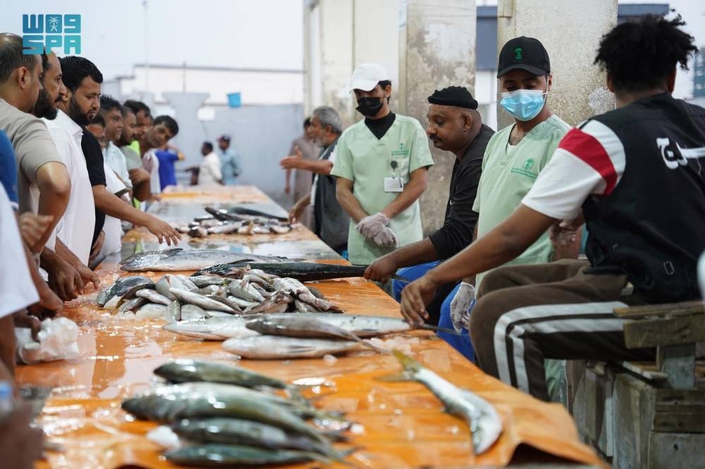 حملات-مكثفة-لضبط-الأسواق-قبل-رمضان