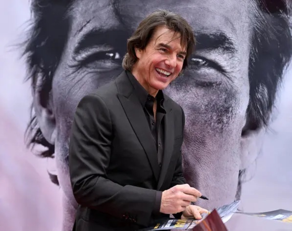 توم-كروز-ينجو-بنفسه.-المشاهير-يغادرون-لندن-بسبب-جرائم-السطو