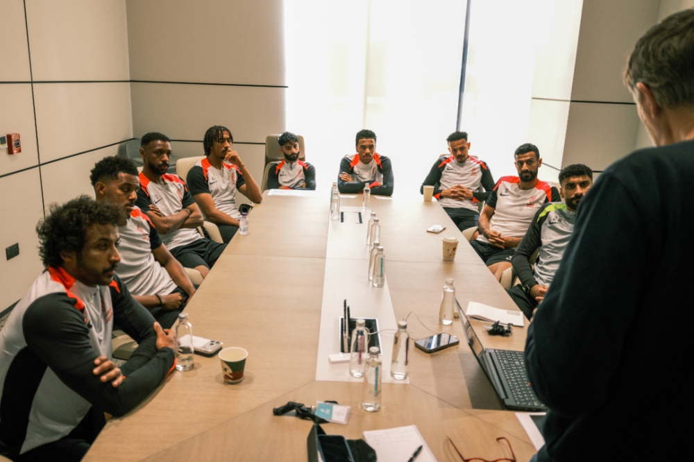 الجهاز-الفني-للأخضر-يواصل-الزيارات-الميدانية-لأندية-دوري-روشن-السعودي