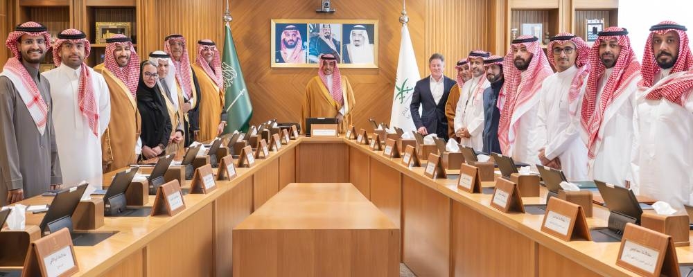 الإعلام-توقع-اتفاقيات-مع-9-شركات-لتأهيل-الكفاءات-الوطنية