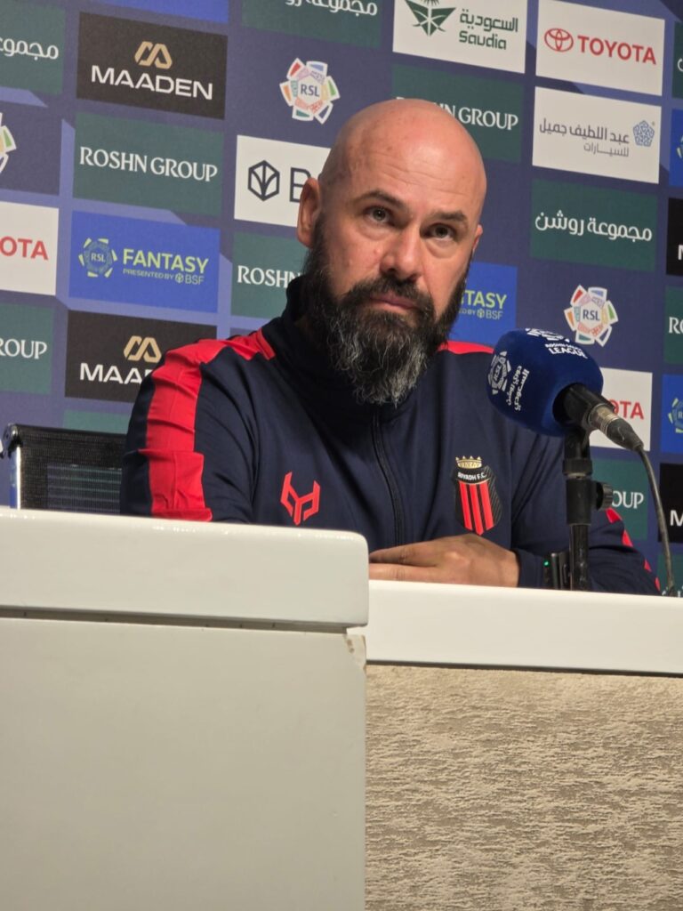 دولاك-مدرب-الرياض-يعلق-على-الهزيمة-من-الأهلي:-“فخور-بلاعبي-فريقي”