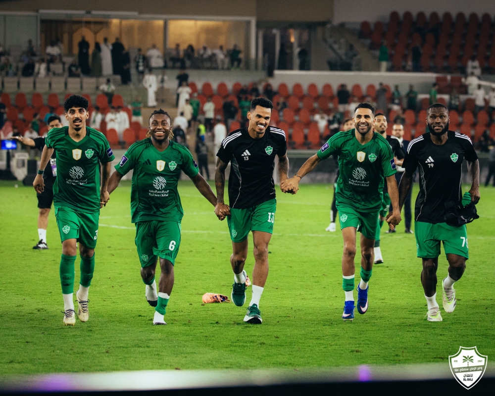 يايسله-يعلن-تشكيل-الأهلي-لمباراة-الاتحاد-في-الديربي.-الدفع-بثلاثي-دفاعي-في-الوسط