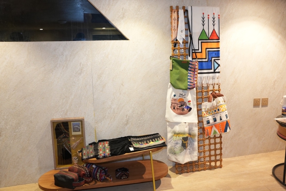 ”كرفان-درب“.-برامج-تدريبية-مجانية-لإحياء-العمارة-في-جدة-التاريخية