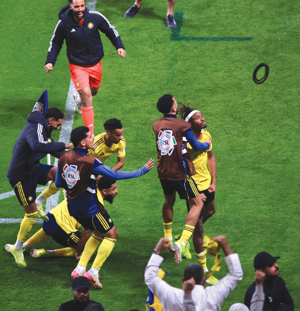 عاجل.. الكشف عن طاقم تحكيم مباراة النصر والخليج في روشن