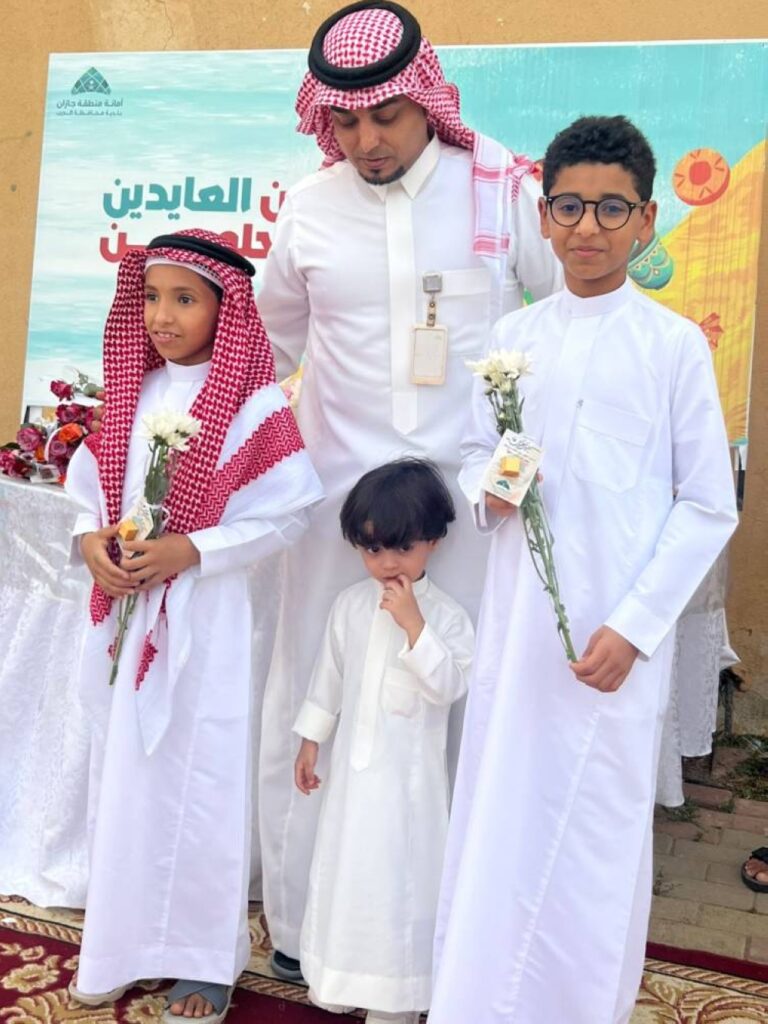 عيد-الدرب-مطر-ومبادرات-للفرح.-وورود