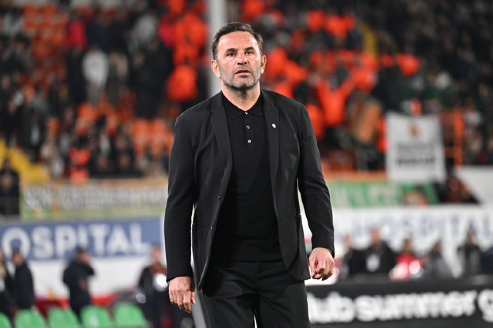 عاجل.-مدرب-غلطة-سراي-على-رادار-الاتحاد