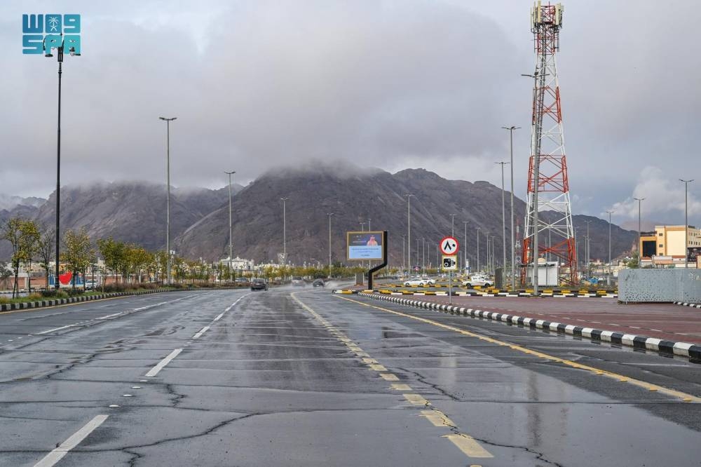 أمطار-غزيرة-وسيول-بـ-9-مناطق