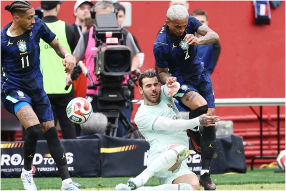 بالأرقام.-ماذا-قدّم-ثيو-هيرنانديز-بقميص-فرنسا-في-ودية-البرازيل؟