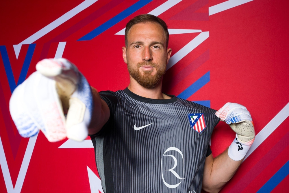 يان-أوبلاك-يقترب-من-الرحيل-إلى-السعودية.-الكشف-تفاصيل-الصفقة