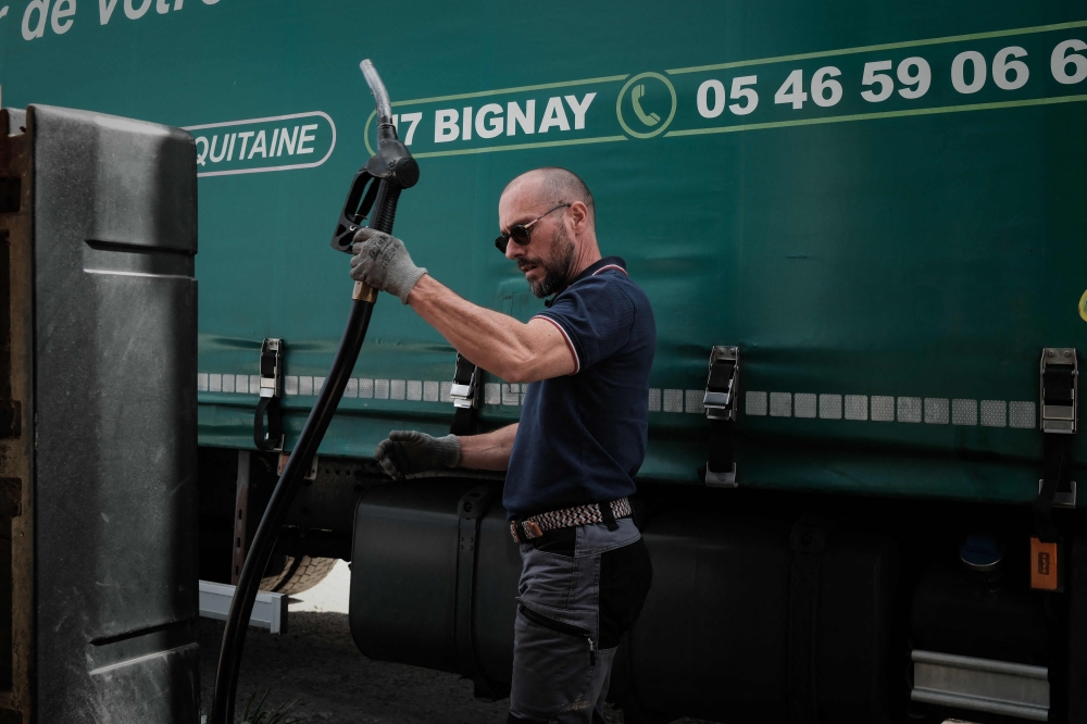 سعر الديزل يصعد لأعلى مستوى منذ 2022 وسط شح الإمدادات