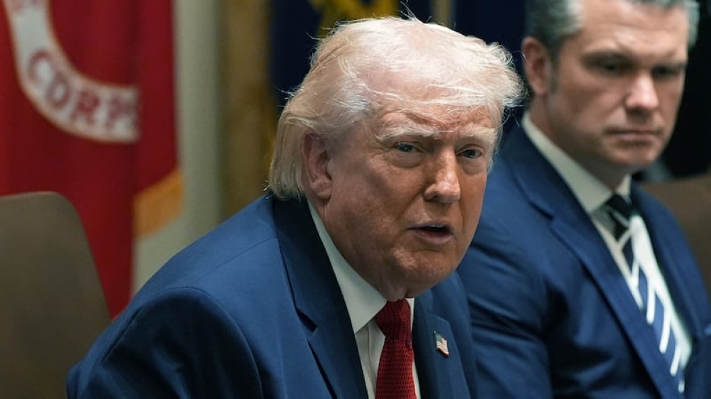 ترامب يخفّض الرسوم الجمركية على مشتقات الصلب والألمنيوم والنحاس