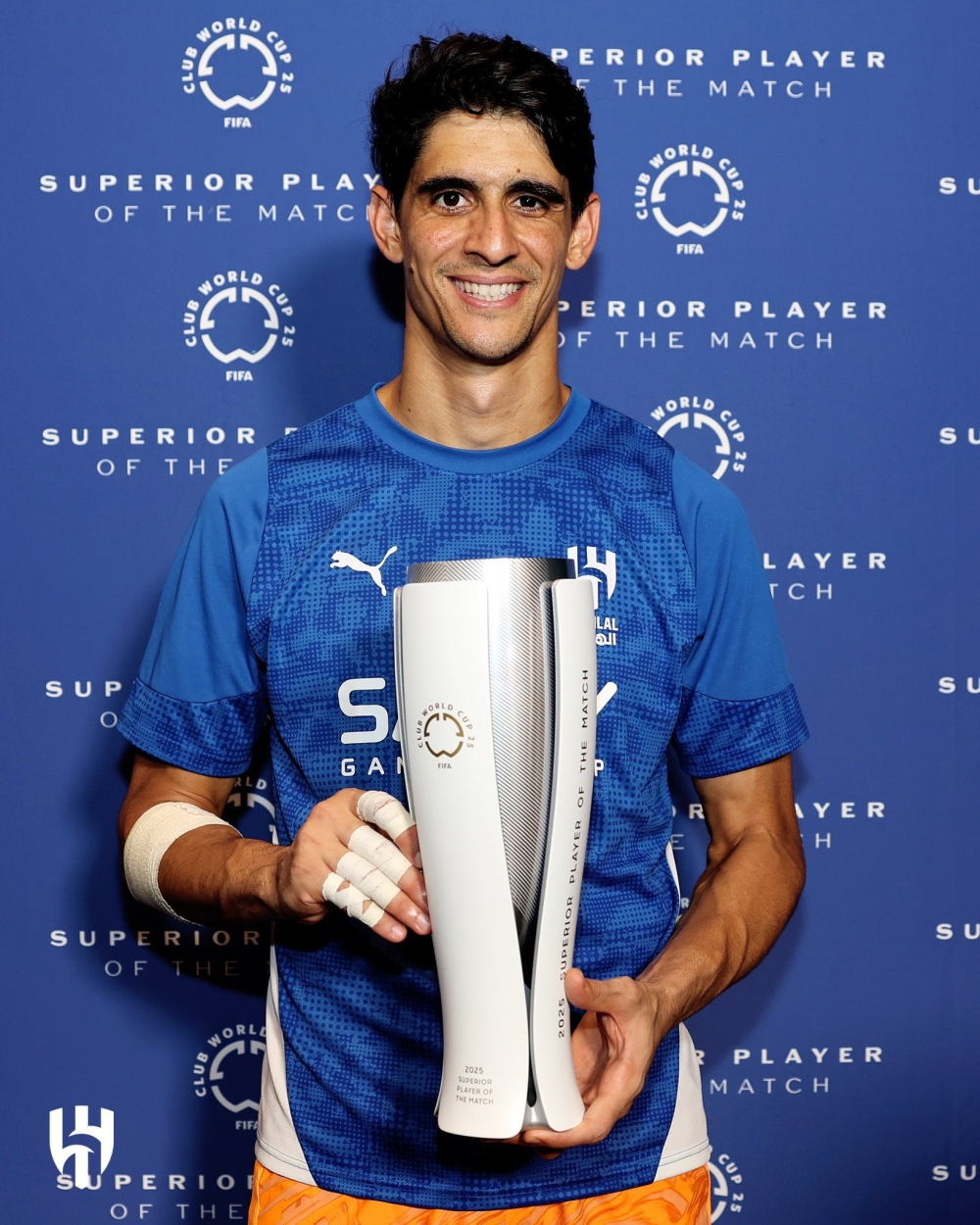 هل توترت العلاقة بين كوليبالي وبونو بعد أزمة أمم إفريقيا؟ ثنائي الهلال يُجيب