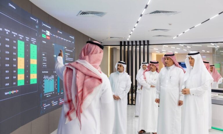 الفضلي-يوجه-بتوافر-السلع-الزراعية-والغذائية