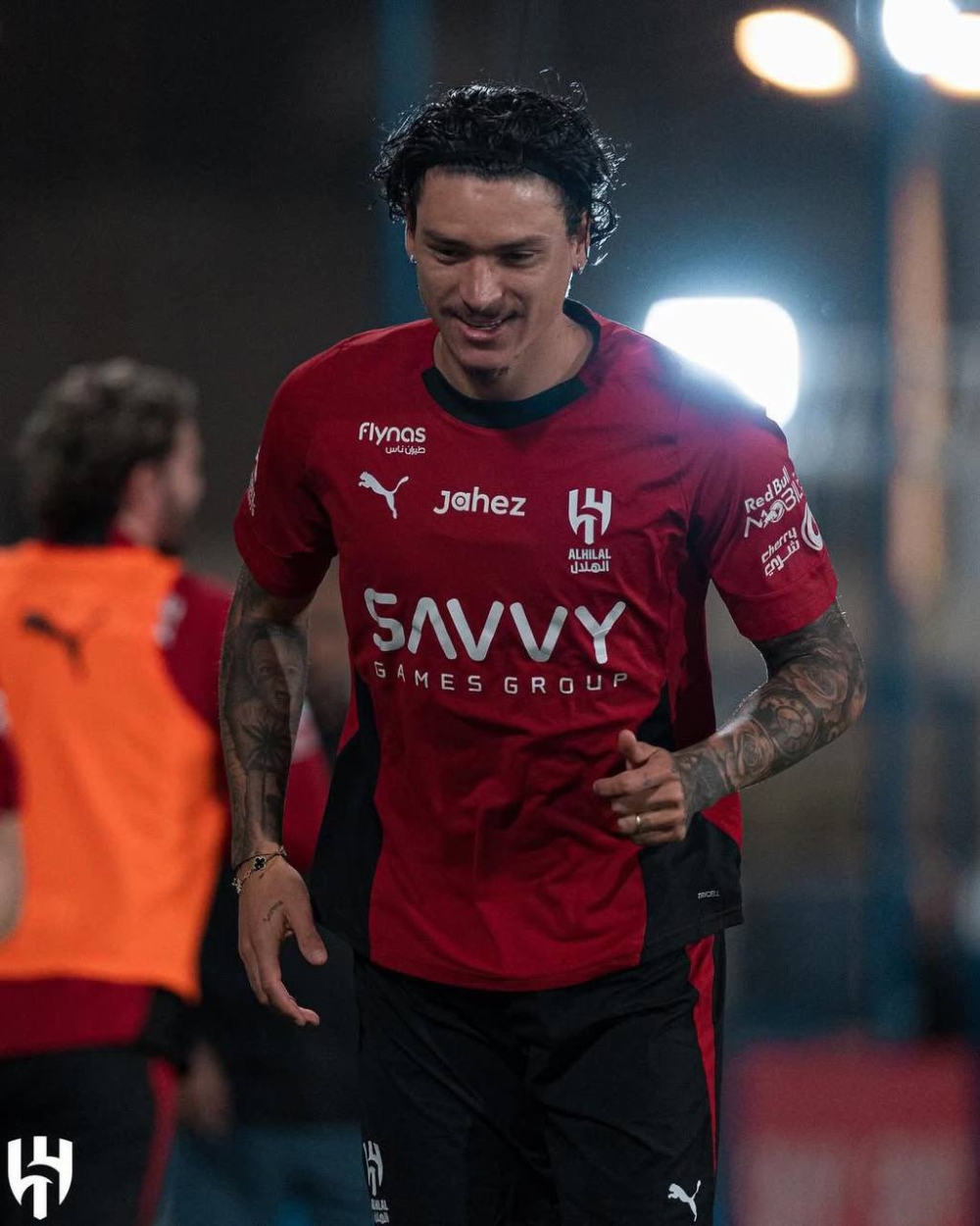 عاجل.. غياب داروين نونيز عن الهلال أمام السد القطري لهذا السبب!