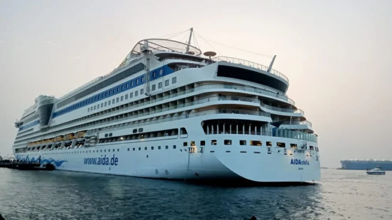 «جميلة-البحار».-سفينة-عملاقة-أنعشت-سياحة-اليوم-الواحد-في-مصر