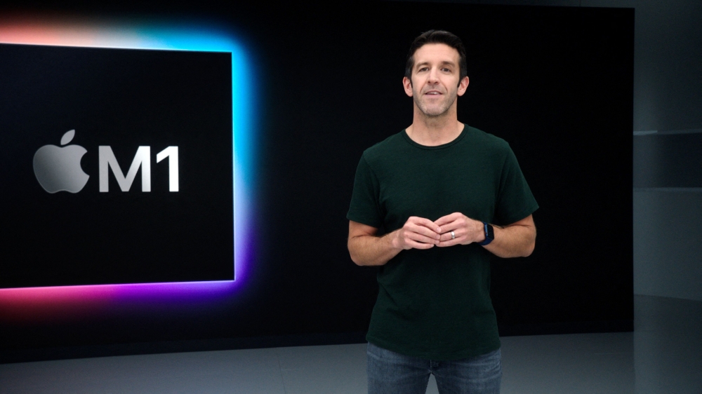 نصف حياته بين الأجهزة.. من هو جون تيرنوس رئيس «أبل» الجديد؟