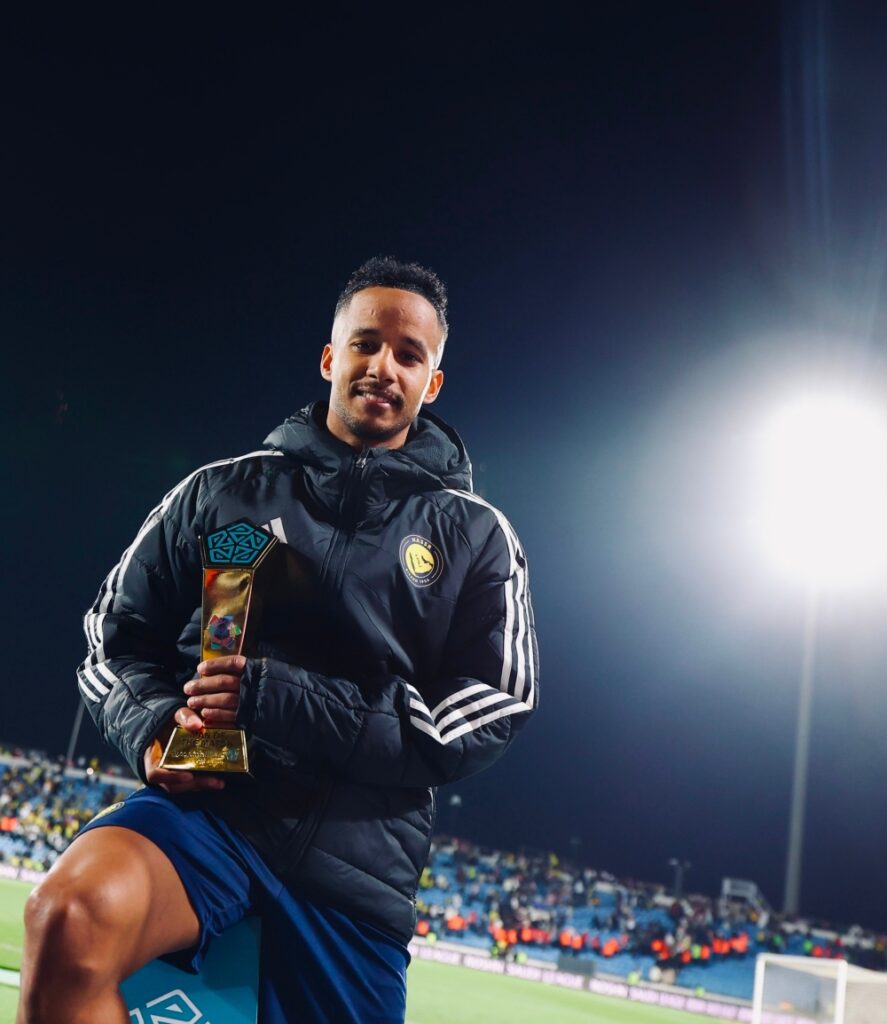 عاجل.. أول رد على توقيع عبدالرحمن غريب لـ الهلال