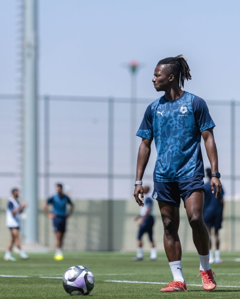 الثلاثاء.-نيوم-يبحث-عن-النقاط-الكاملة-أمام-الحزم