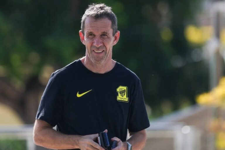 بلانيس يقترب من مغادرة الاتحاد