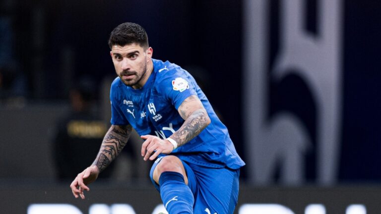 إنزاغي يكشف تفاصيل إصابة روبن نيفيز في مباراة الهلال وضمك