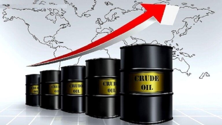 أسعار-النفط-تقفز-5%-وسط-أنباء-عن-تجدد-المواجهات-في-مضيق-هرمز