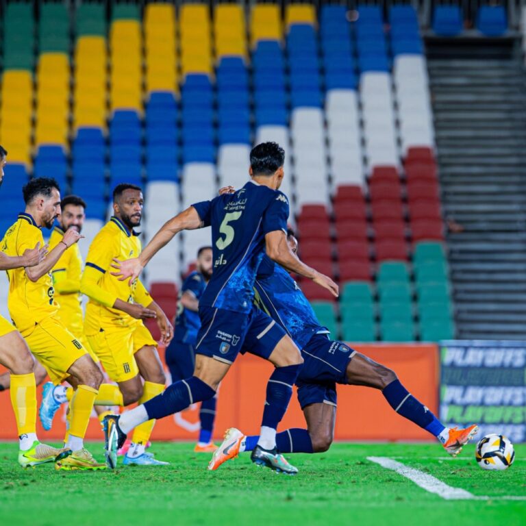 العلا-يعبر-لنهائي-الملحق-المؤهل-لـ-دوري-روشن-بهدفين-في-شباك-العروبة