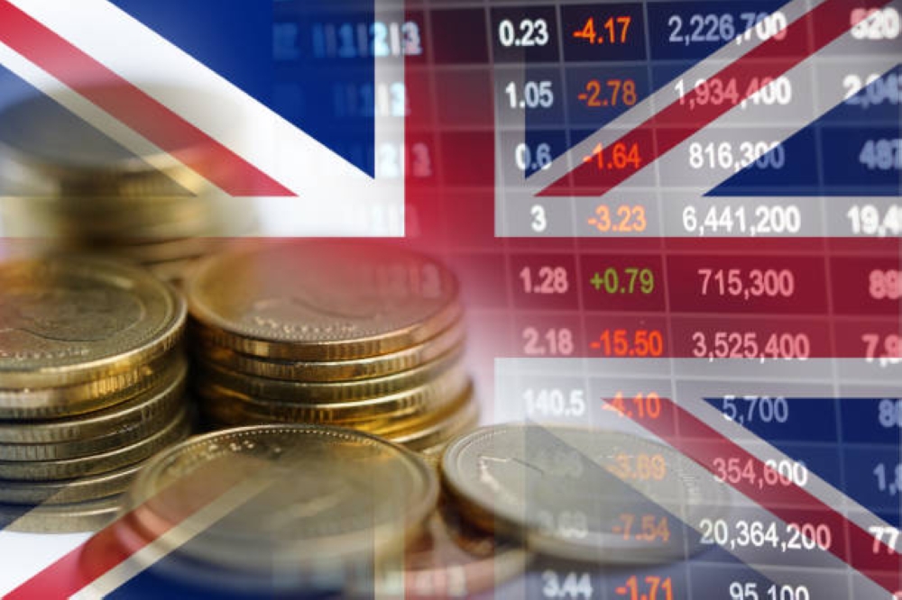 سعر الجنيه الإسترليني مقابل الدولار واليورو اليوم الإثنين